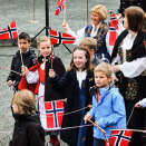 Marius and Princess Ingrid Alexandra in the Children's Parade outside Skaugum (Photo: Fredrik Varfjell / NTB Scanpix)